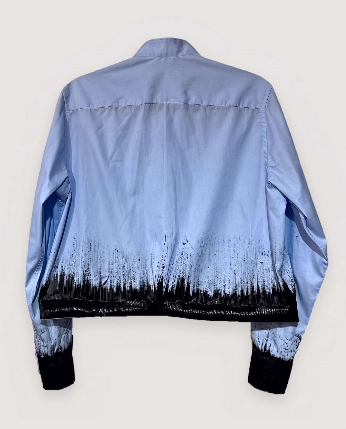BURNOUT CROP · Azul claro con negro